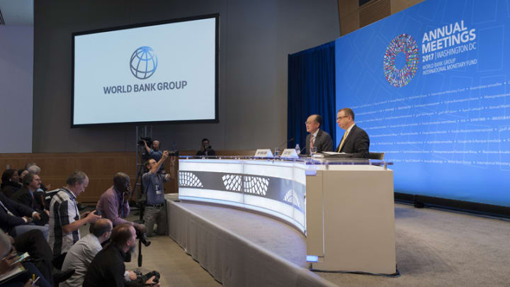 World Bank, Mengatasi Kemiskinan di Dunia